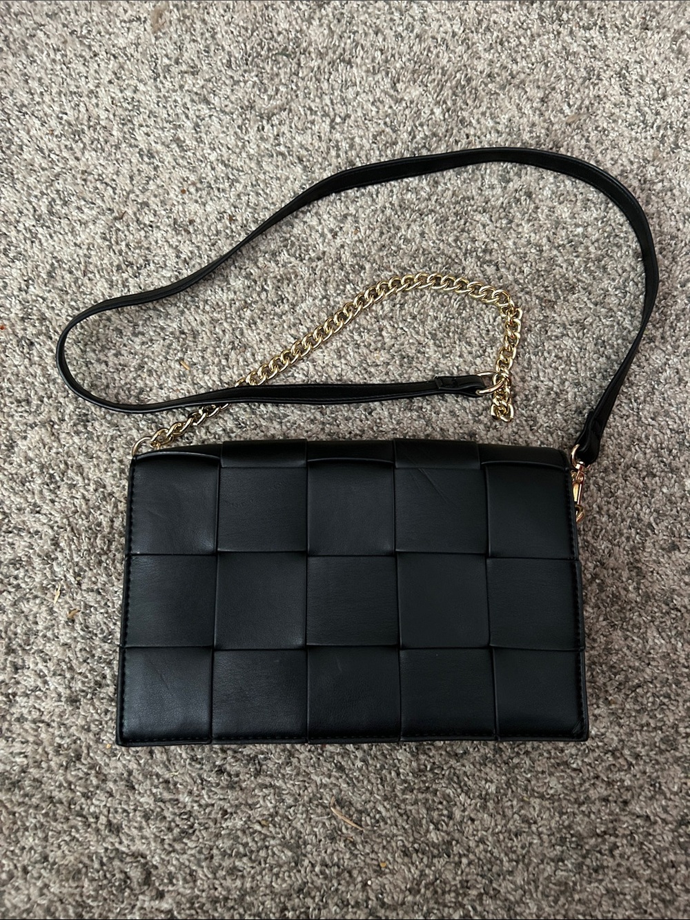 Black Woven Faux Leather Crossbody Bag with Gold Chain, 9 x 6 inches